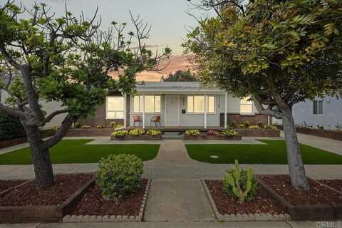 3833 Tomahawk Lane, San Diego, CA 92117