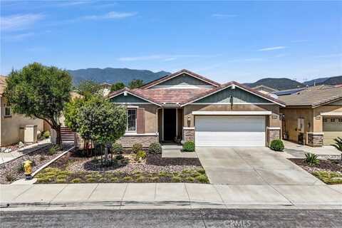17928 Milkweed Lane, San Bernardino, CA 92407