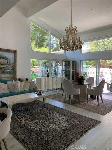 484 Calle Cadiz, Laguna Woods, CA 92637