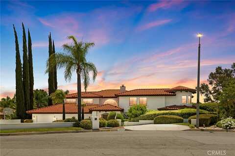 30833 La Solana Court, Redlands, CA 92373