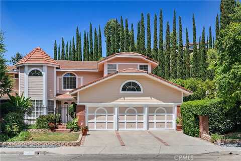 20147 Chapter Drive, Woodland Hills, CA 91364