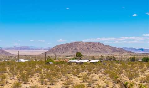 56764 Reche Road, Landers, CA 92285