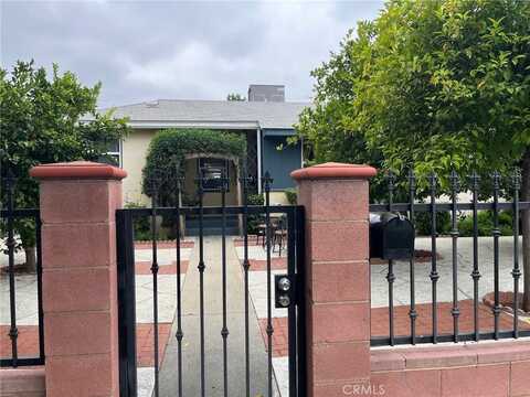 6861 N White Oak Avenue, Reseda, CA 91335
