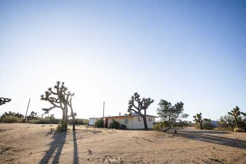 58382 Sunny Sands Drive, Yucca Valley, CA 92284
