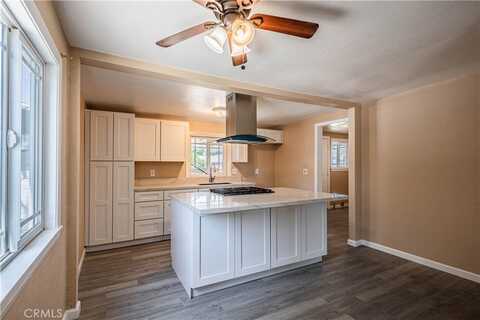 445 N Thompson Street, Hemet, CA 92543