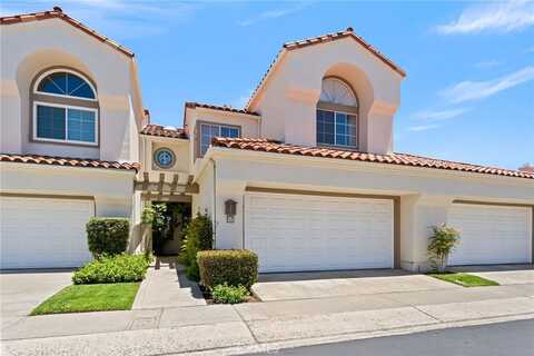 12 Calle Katrina, Rancho Santa Margarita, CA 92688