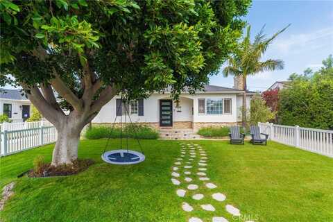 7838 Stewart Avenue, Los Angeles, CA 90045