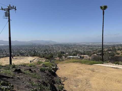 894 W Highland Drive, Camarillo, CA 93010