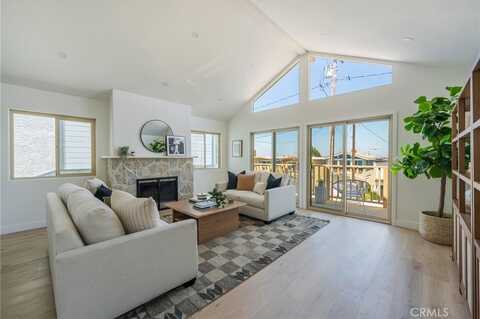 1709 Wollacott Street, Redondo Beach, CA 90278