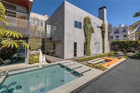 27 Driftwood Street, Marina del Rey, CA 90292