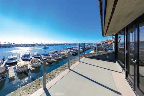 2636 Bayshore Drive, Newport Beach, CA 92663