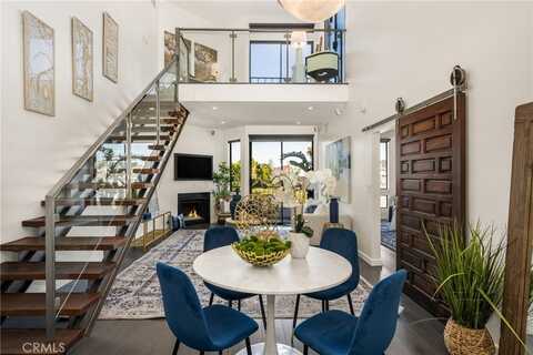 660 N Sweetzer Avenue, Los Angeles, CA 90048