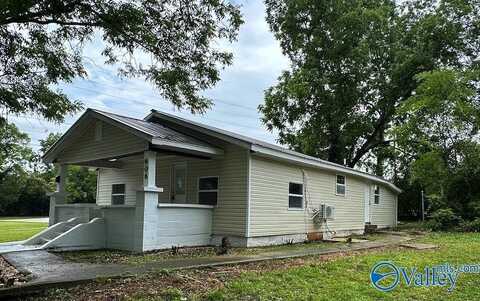 906 N 8th Street, Gadsden, AL 35901