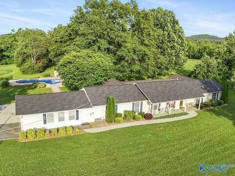 3713 Old Railroad Bed Road, Harvest, AL 35749