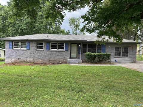 6117 Colfax Road NW, Huntsville, AL 35810