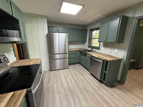 1969 Bobo Section Road, Hazel Green, AL 35750