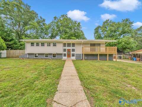 306 Arcadia Street SW, Hartselle, AL 35640
