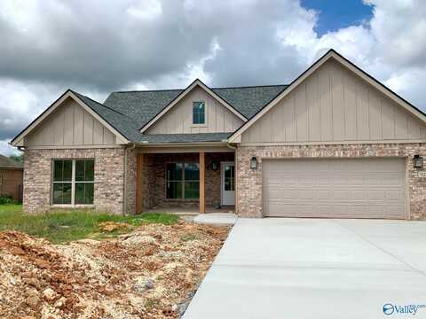 92 Broadhead Drive, Decatur, AL 35603