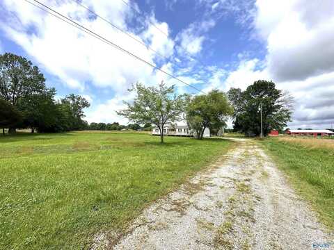 711 State Highway 44, Russellville, AL 35654