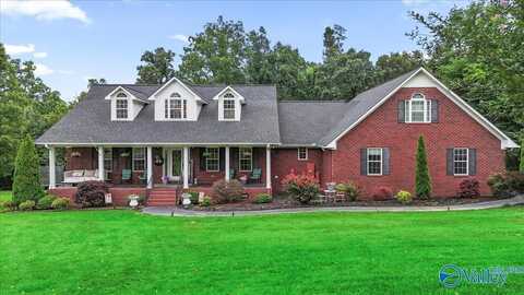 190 Creek Drive, Rainsville, AL 35986