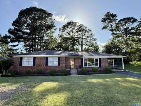 114 Sherwood Drive, Rainbow City, AL 35906