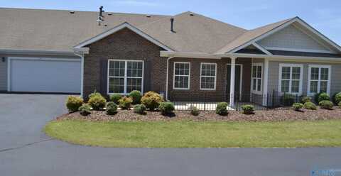 14 Moore Farm Circle NW, Huntsville, AL 35806