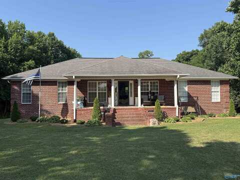 411 Garden Gate Circle, Crossville, AL 35962