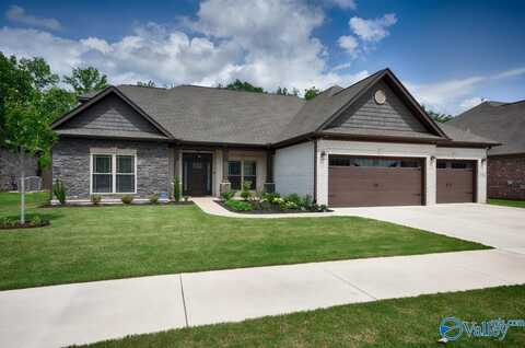 7528 Flint Crossing Circle, Owens Cross Roads, AL 35763