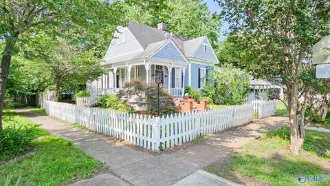 211 Prospect Drive SE, Decatur, AL 35601