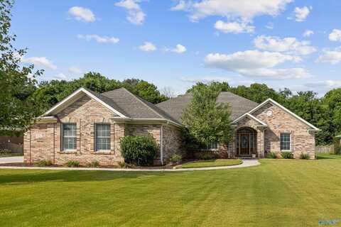 327 Northlake Drive, Meridianville, AL 35759