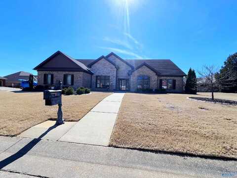 104 Newport Drive, Florence, AL 35630