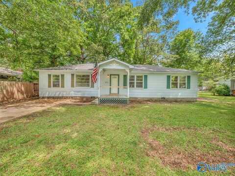 405 Woodland Street NW, Hartselle, AL 35640