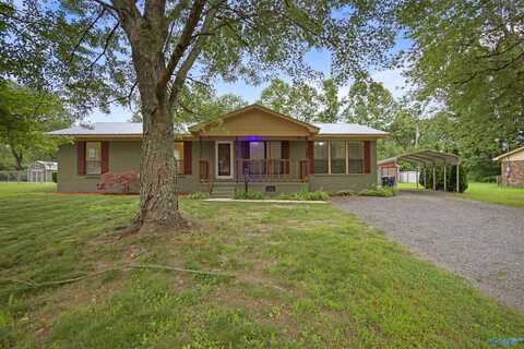 1204 Cedar Creek NE, Arab, AL 35016