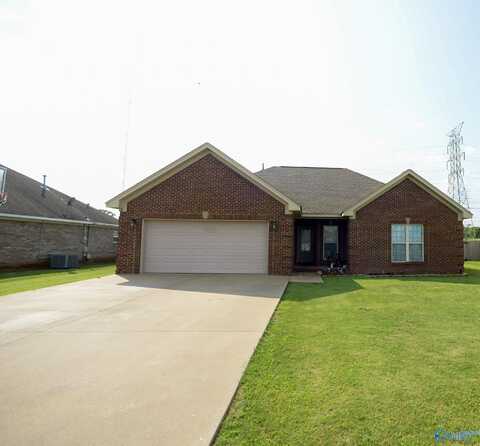 302 Meredith Drive, Muscle Shoals, AL 35661