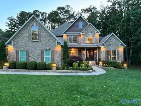 10 Verdant Circle SE, Huntsville, AL 35803
