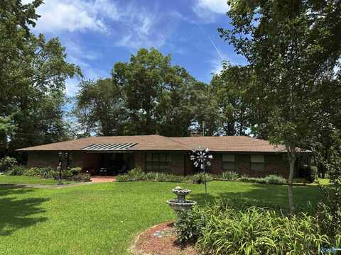 1033 Willoughby Road, Albertville, AL 35951
