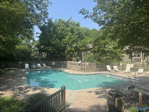 2071 Woodlawn Drive, Huntsville, AL 35802