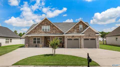 49 Gala Street, Rainsville, AL 35986