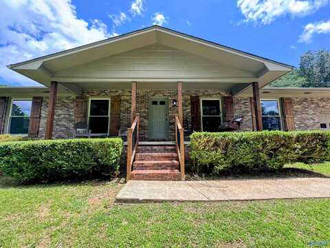 1527 Bob Jones Road, Scottsboro, AL 35769