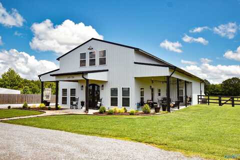 136 Pepper Road, Taft, TN 38488