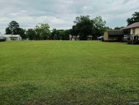 807 Pine Street, Talladega, AL 35160