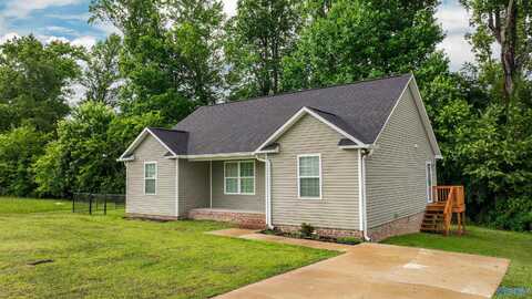47 Wells Street, Rainsville, AL 35986