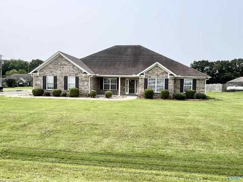 100 Glenfield Court, Huntsville, AL 35811