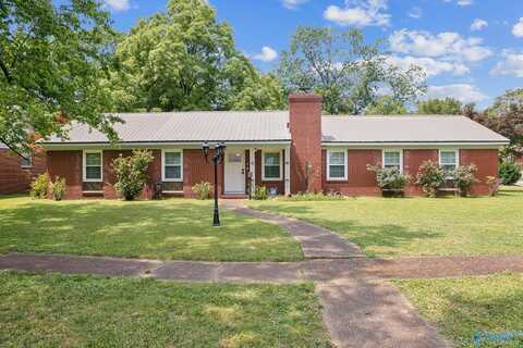 850 Johnston Street SE, Decatur, AL 35601