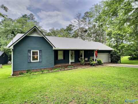 1420 Holiday Drive, Southside, AL 35907