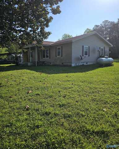 5948 County Road 121, Fort Payne, AL 35968