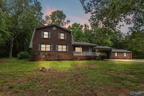 1346 County Road 11, Scottsboro, AL 35768