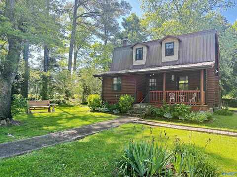 101 9th Street W, Grant, AL 35747