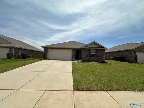 106 Hank Court, Hazel Green, AL 35750