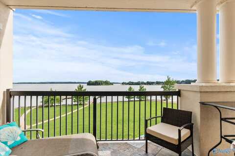 12100 Two Rivers Drive, Athens, AL 35611